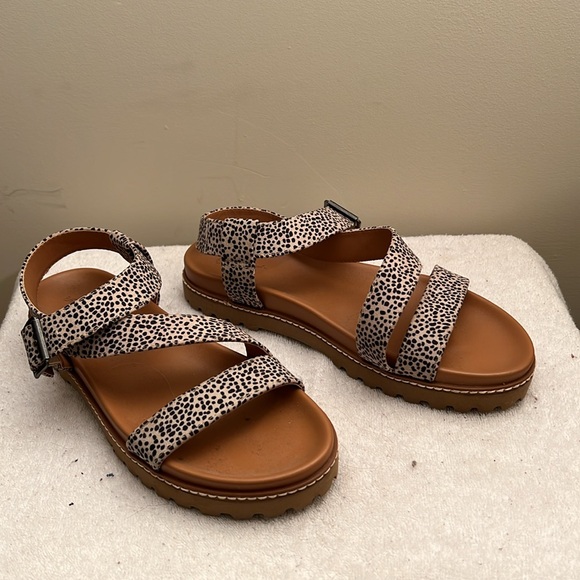 NWOT Universal Thread - Women’s Patterned Platform Sandal - 8.5 - Picture 6 of 8